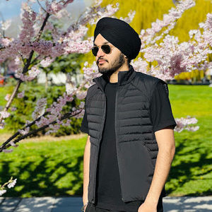 Meet your Posher, Karanjit